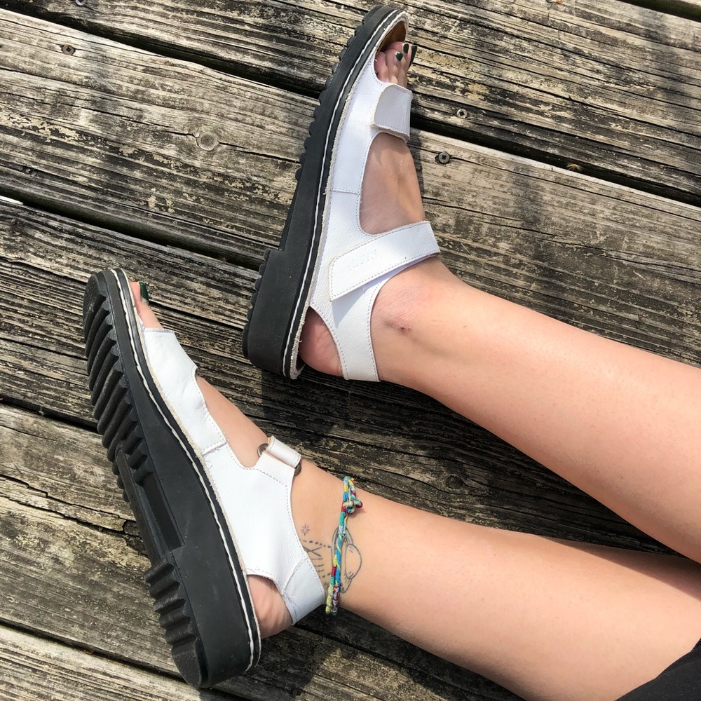 White Leather Naot Karenna Sandals 39